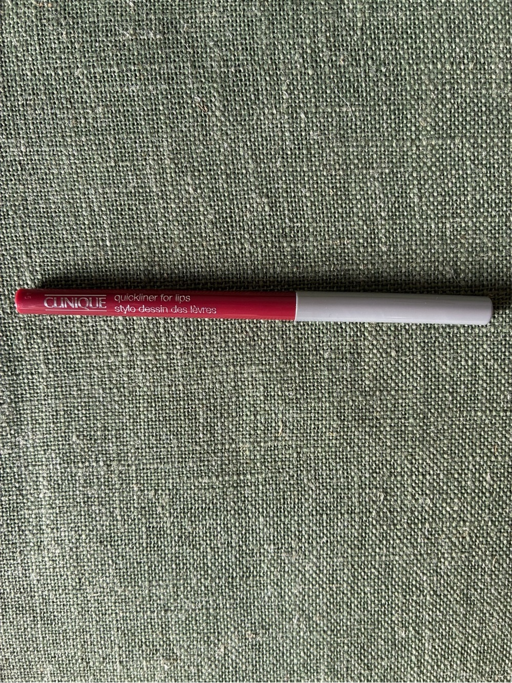 Clinique Quickliner for Lips – 08 Intense Cosmo